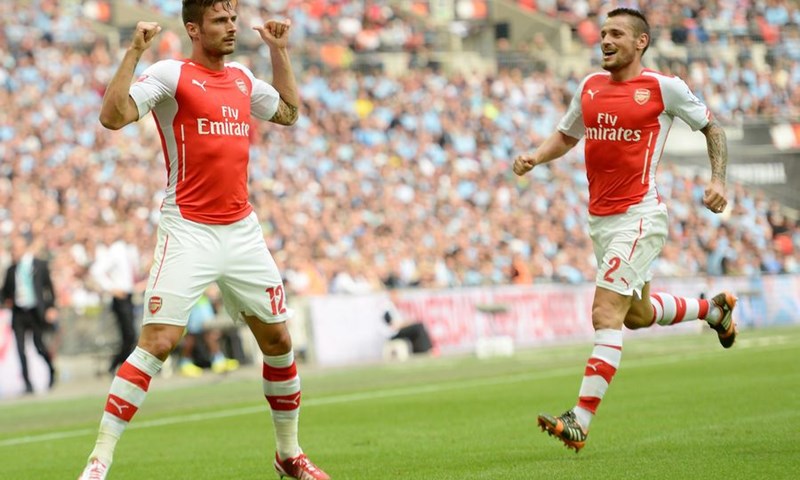 Walcott opet na treninzima Arsenala, Giroud nadmašio očekivanja