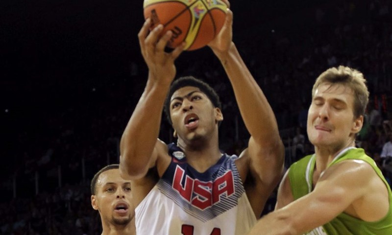 Amerikanci u Gran Canariji nadigrali Sloveniju, posebno raspoložen Anthony Davis