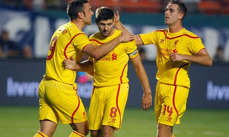 Rodgers: "Nitko, pa niti Steven Gerrard, nema zagarantirano mjesto u prvih 11"