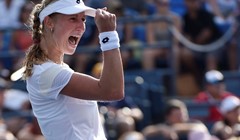 Bez problema za Serenu Williams, Bouchard se oprostila od turnira