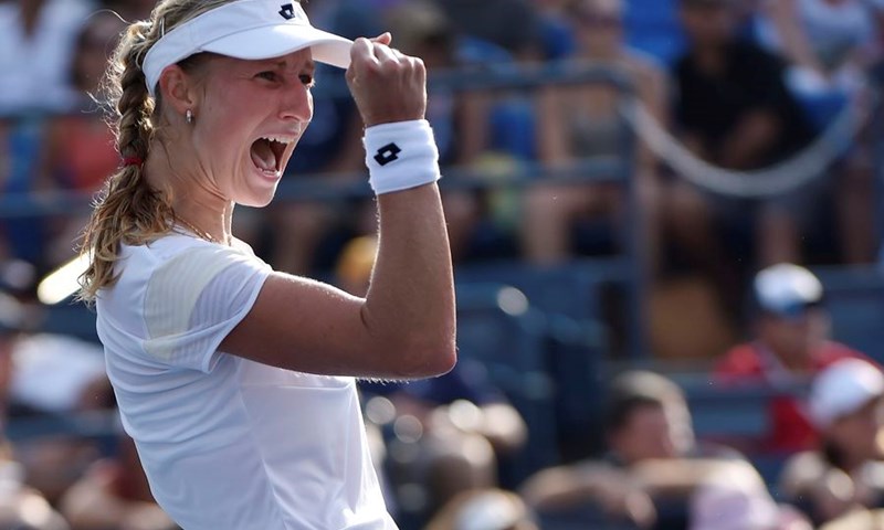 Bez problema za Serenu Williams, Bouchard se oprostila od turnira