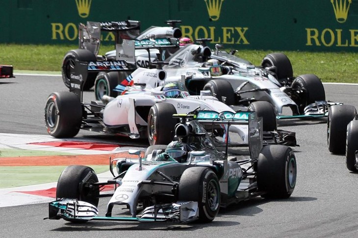 Jackie Stewart: "Zbunjen sam, Rosberg je prelako dva puta završio van staze"