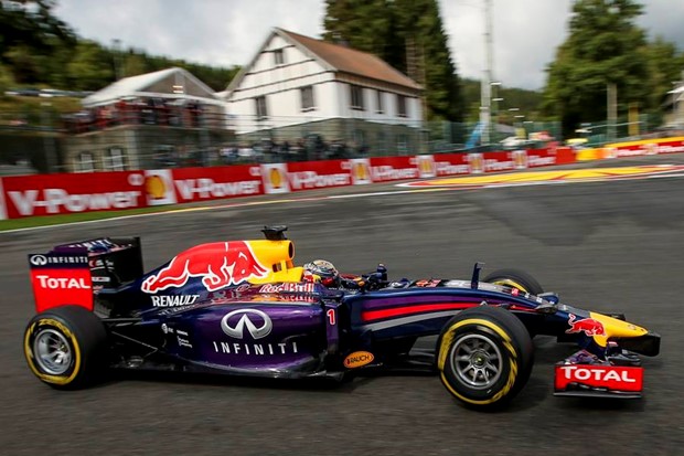 Ecclestone: "Sebastian Vettel bio bi pravi čovjek za Ferrari"