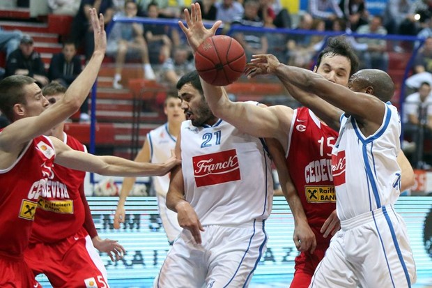 Predvođeni Ukićem seniori Cedevite izjednačili rezultat u Kupu Dražena Petrovića