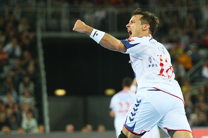 Zagreb u posljednjim minutama velike borbe s Metalurgom uspio osigurati nove europske bodove