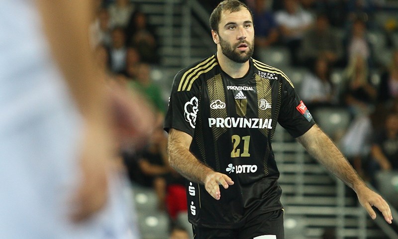 Kiel pojačao u drugom poluvremenu u Gummersbachu i zadržao prednost na vrhu