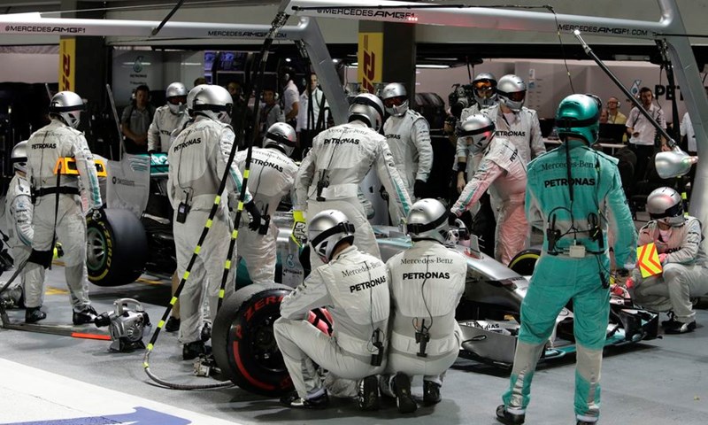 Mercedesi ispred Williamsa u kvalifikacijama za VN Japana, Rosbergu pole position