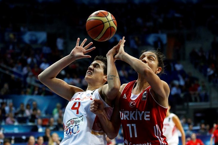 Video: Razočarane Turkinje bez finala, Amerikanke brane naslov protiv Španjolki