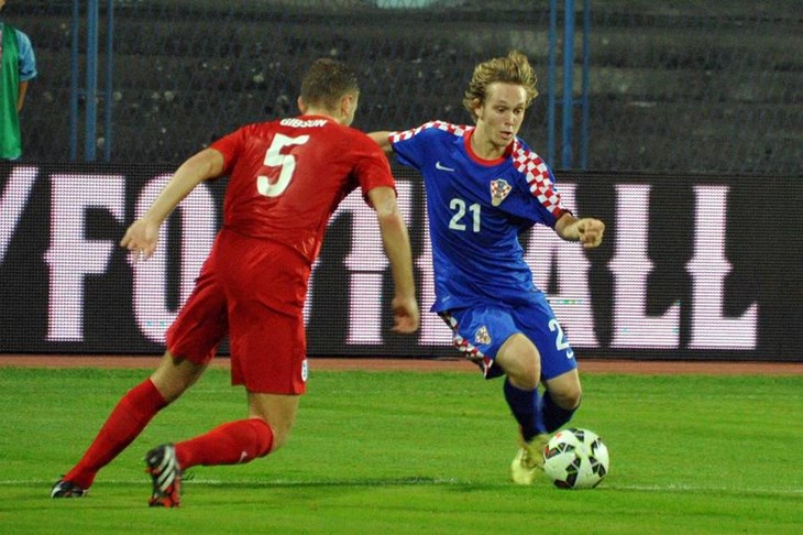 Video: Krasan pogodak Halilovića za Barcelonu B, Kalinić donio bod Dnipru i zaradio isključenje