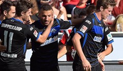 Video: Paderborn u nastavku "okrenuo" Eintracht, HSV izborio bod