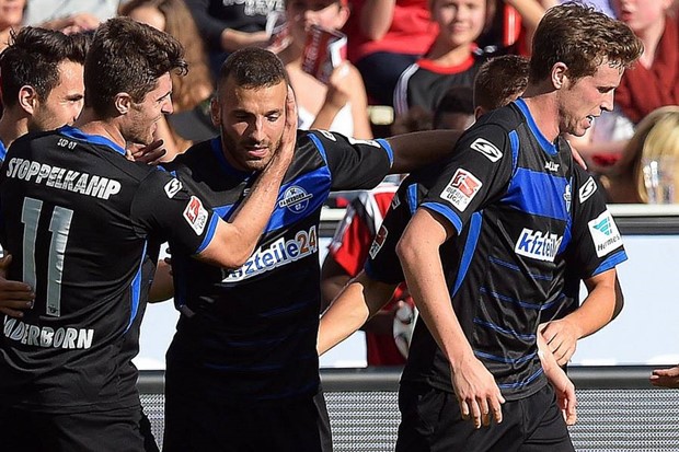 Video: Paderborn u nastavku "okrenuo" Eintracht, HSV izborio bod