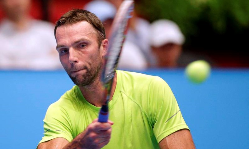 Becker bez rješenja protiv raspoloženog Karlovića, Ivo projurio u polufinale