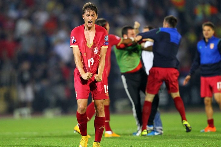 UEFA dodijelila Srbiji pobjedu uz oduzimanje bodova