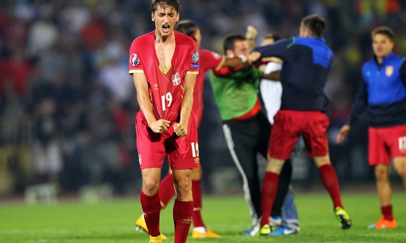 UEFA dodijelila Srbiji pobjedu uz oduzimanje bodova