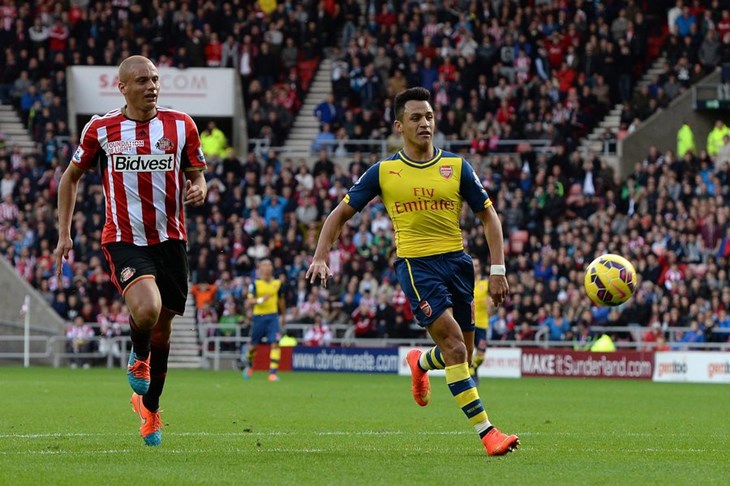 Sunderland remijem na Emiratesu osigurao opstanak