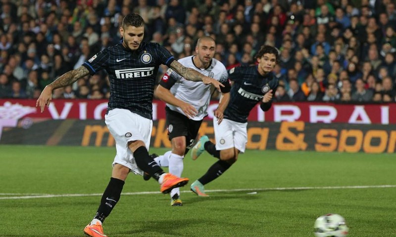 Video: Inter ne može niti protiv fenjeraša, Parma odnijela pobjedu