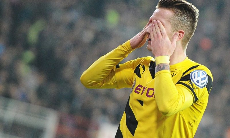 Novi šok za Borussiju, Reus na nosilima napustio travnjak, Klopp vrlo skeptičan