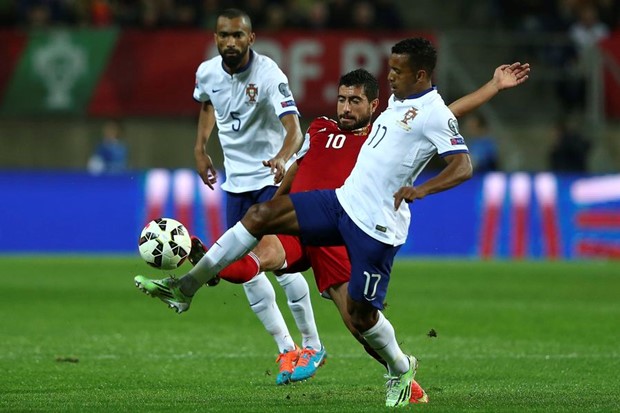 Armenac vodi A reprezentaciju, U-21 i svoj klub, Luis Fernandez pronašao novi angažman