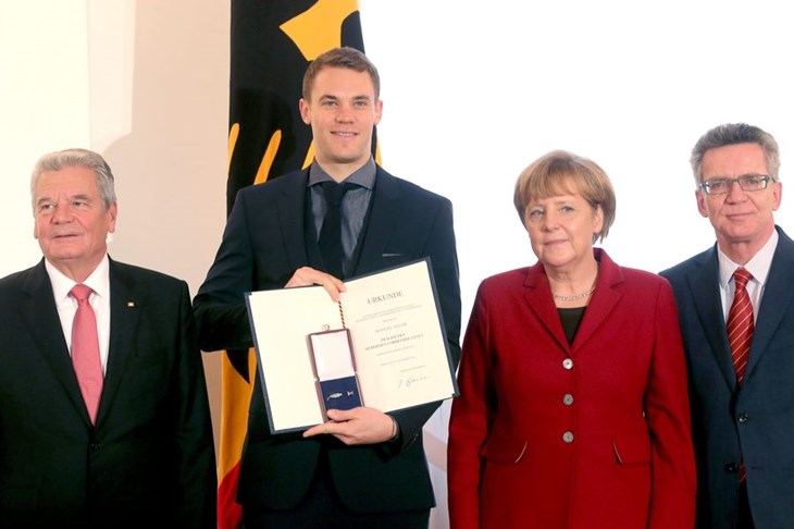 Neuer: "Neću osvojiti Zlatnu loptu jer preferiram zeleni travnjak, a ne crveni tepih"