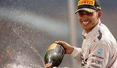 Hamilton: "Neobično, ali bio sam miran. Ova je titula veća od prve", Rosberg: "Bio je bolji"