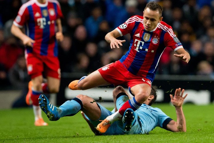 Video: Bayern s desetoricom darovao pobjedu Cityju, hat-trick Aguera