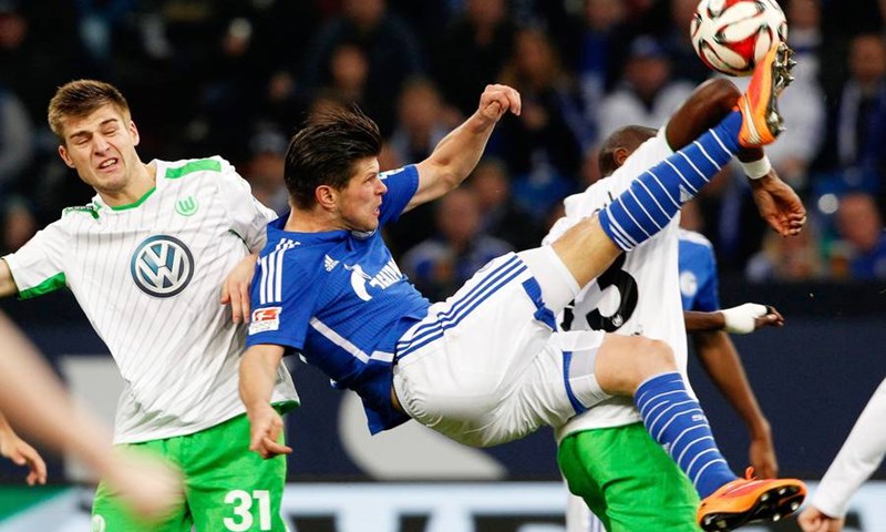 Bundesliga uvodi tehnologiju na gol-liniju, podignuta optužba protiv predsjednika Olympiakosa