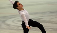 Brončani olimpijac Denis Ten sjajnom izvedbom poveo u Ledenoj