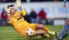 Buffon: "Poludio bih da sam prošle sezone bio na Casillasovom mjestu"