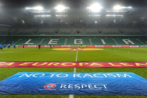 Video: Steaua prokockala priliku za prolaz, Guingamp do drugog mjesta na vrućem gostovanju u Grčkoj
