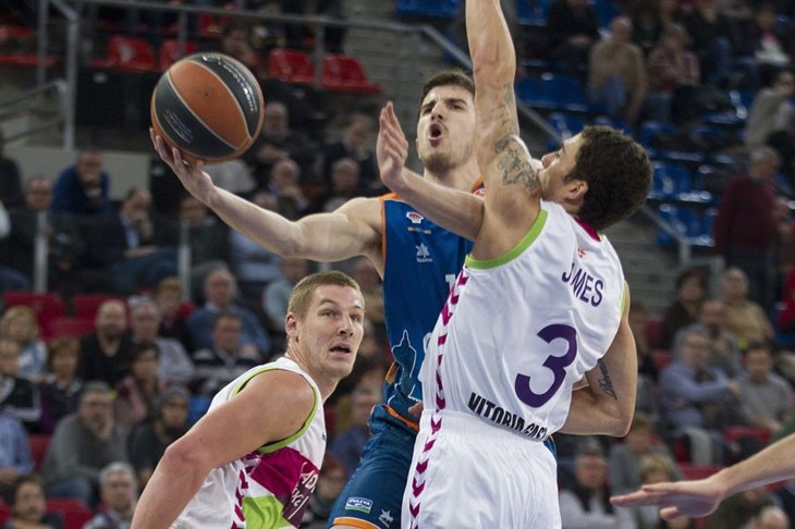 Šariću 11 poena u porazu Efesa, Perasović i Valencia bez drugog kruga Eurolige