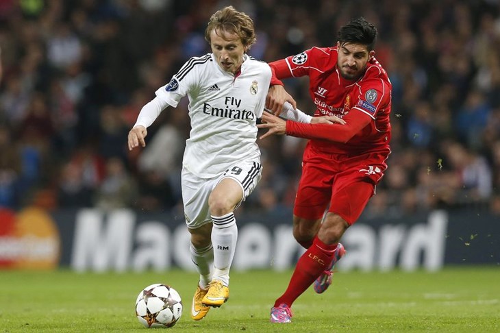 Zidane izabrao Modrića, Ronalda i Messija u idealnih 11 koje bi volio trenirati