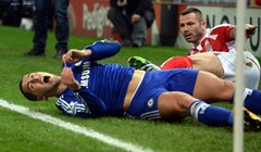 Mourinho: "Hazarda protivnici toliko tuku da bi mogao napustiti Englesku"