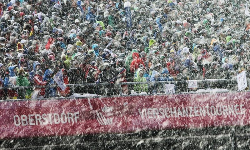 Jak vjetar i gust snijeg odgodili Oberstdorf