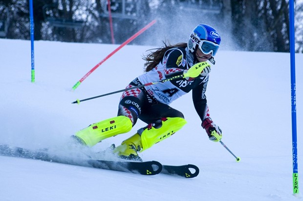 Lana Zbašnik teško ozlijedila koljeno, ostaje bez nastupa na Olimpijskim igrama