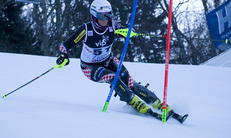 Leona Popović odmah do postolja, novi Top 15 rezultat Andree Komšić