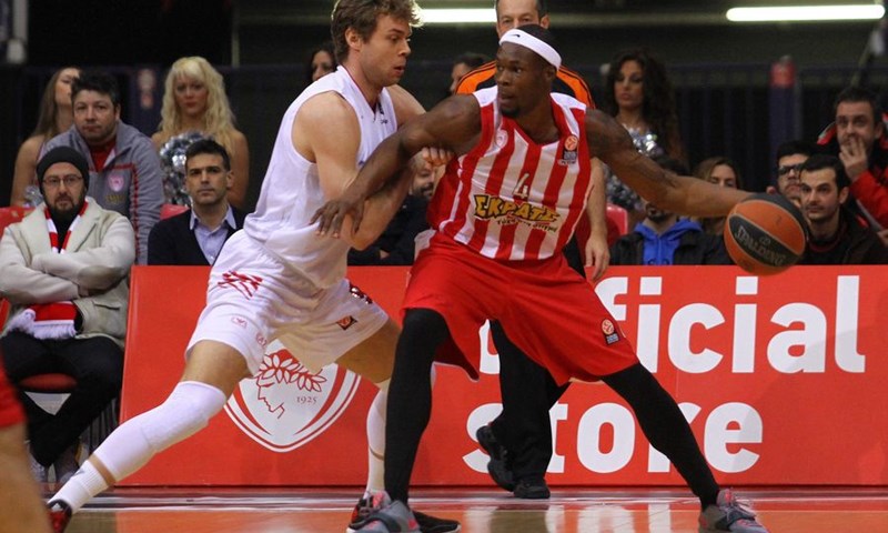 Video: Lafayette među najistaknutijima u slavlju Olympiakosa, Maccabi pobjedom “krstio“ Menoru Mitvachim arenu