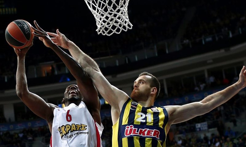 Video: Olympiakosu pobjeda u završnici u Istanbulu, Galatasaray slavio u Beogradu