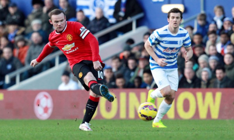 Video: Chelsea "petardom" razbio Swansea, Manchester United slavio na Loftus Roadu