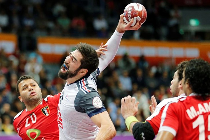 Island do prvih bodova na Prvenstvu, Francuskoj novo slavlje, Šveđani u odličnom izdanju