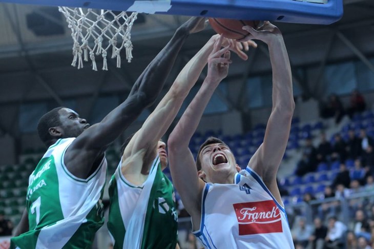 Mornar promašio zicer za pobjedu, slavlje Krke protiv Karpoša