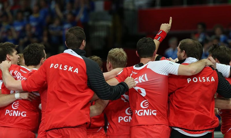 Poljska nakon produžetaka do brončanog odličja