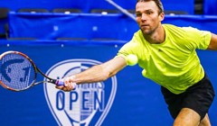 Karlović bez gubitka seta protiv Slovaka za prolazak u drugo kolo turnira u Memphisu