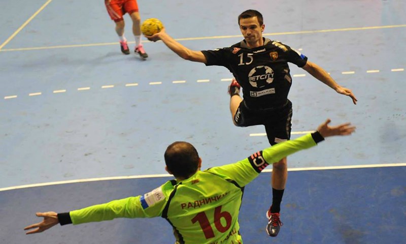 Vardar uz vrlo dobre vratare te Markovića, Terzića i Lazarova uvjerljiv protiv Radničkog