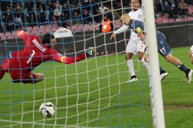 Video: Napoli u zadnjih 20 minuta ispustio dva gola prednosti, Inter izvukao bod