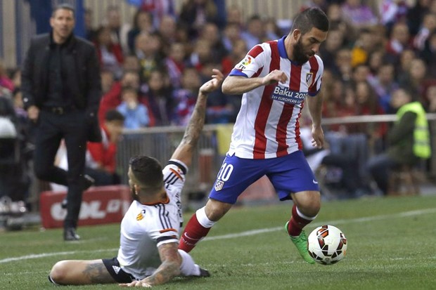 Video: Valencia odnijela bod s Vicente Calderona u susretu s 13 žutih kartona