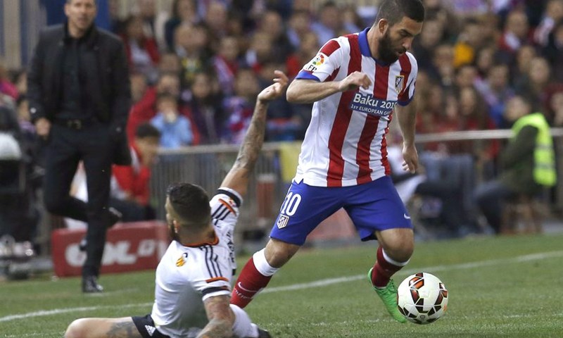 Video: Valencia odnijela bod s Vicente Calderona u susretu s 13 žutih kartona