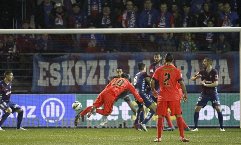 Video: Osmi poraz Eibara u nizu, Rakitić asistirao Messiju za povećanje prednosti Barcelone