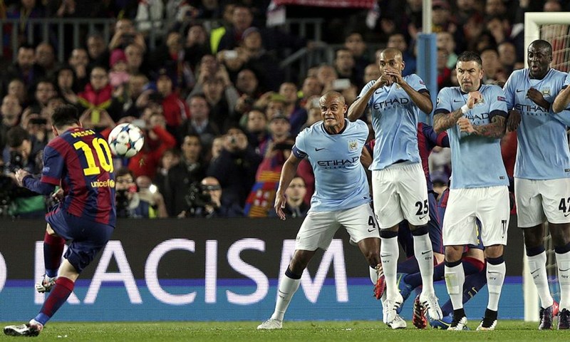 Video: Barcelona lijepim golom Ivana Rakitića do pobjede i u uzvratu protiv Manchester Cityja
