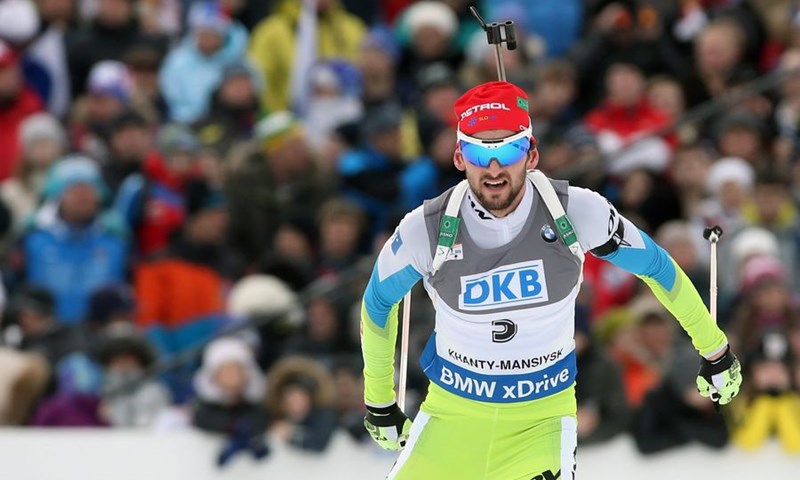 Jakov Fak odnio pobjedu u masovnom startu na 15 kilometara bez ijednog promašaja