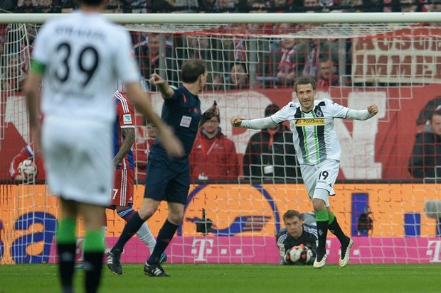 Video: Borussia Mönchengladbach iznenadila Bayern na Allianz Areni, Wolfsburg remizirao kod Mainza
